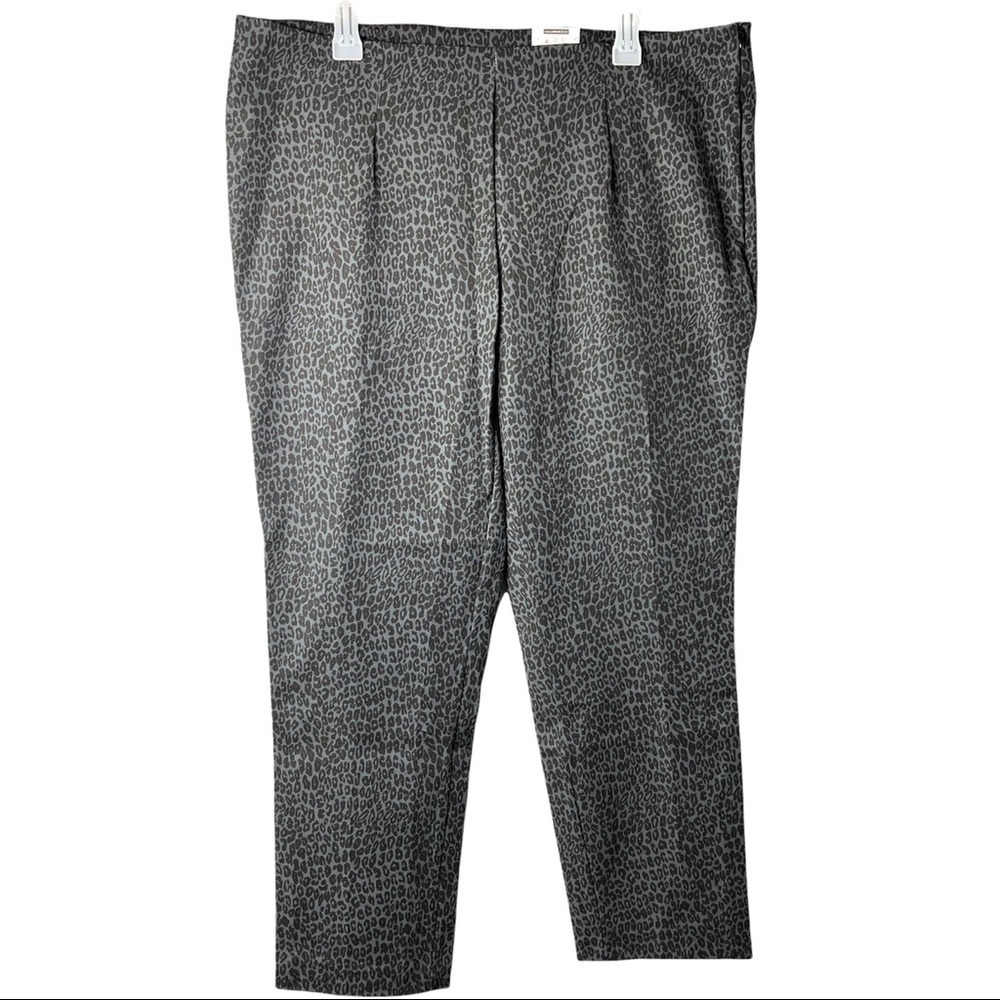 Time and Tru Gray Black Animal Leopard Print Comfort Cropped Pants NWT Plus Sz18 - Picture 2 of 16